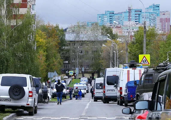 Disparos em escola na Rússia deixam 15 mortos e 20 feridos