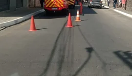 Incêndio atinge prédio comercial no Centro de Arapiraca