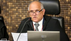 Pré-candidatos travam disputa de ações no TRE
