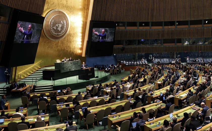 ONU aprova resolução que prevê pausa humanitária e proteção de crianças em Gaza