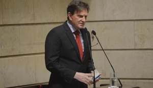 Marcelo Crivella toma posse no Rio e defende necessidade de cortar gastos