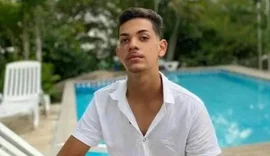 Jovem morre e namorada fica ferida em colisão envolvendo moto e carro em Carneiros