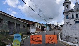 BRK realiza intervenção emergencial para reparo de vazamento em Coqueiro Seco