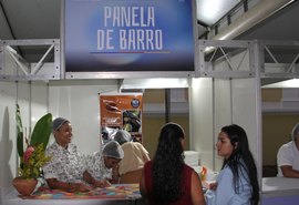 Festival reúne maceioenses e turistas para saborear gastronomia popular no Jaraguá