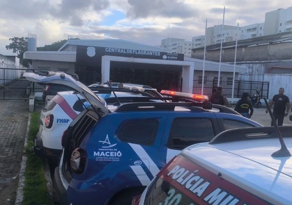Guarda Municipal de Maceió detém condutor por desacato na Pajuçara