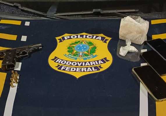 PRF prende dois homens por tráfico de drogas e porte ilegal de arma de fogo de uso permitido em Rio Largo