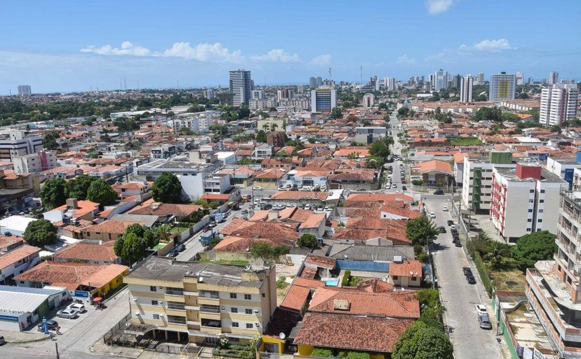 Acordo estabelece ações para desocupação de áreas em quatro bairros de Maceió