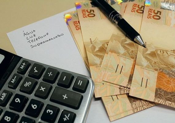 Pesquisa aponta que número de endividados continua caindo em Maceió