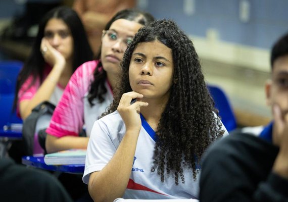 Rede estadual registra resultado histórico com 95,5% de inscrições confirmadas no Enem 2026