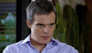 'Fina Estampa': Renê volta a morar com Tereza Cristina