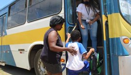 Transporte de alunos até a escola é seguro e acompanhado por monitores da Educação