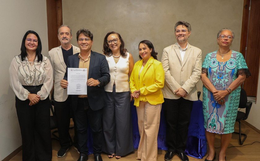 Posse dos novos conselheiros estaduais de Educação marca início do quadriênio 2025-2029 do órgão