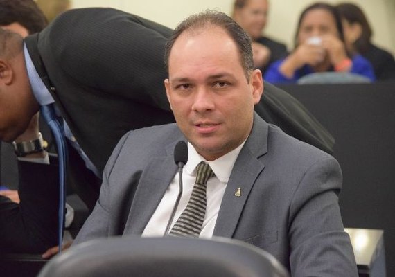 STJ nega recurso de Dudu Hollanda por morder orelha de colega