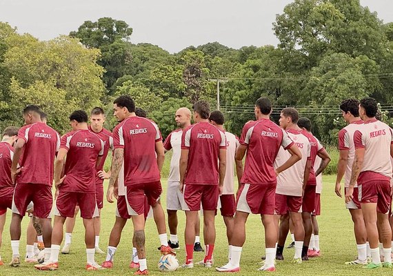 CRB finaliza preparação para confronto contra o Fluminense-PI