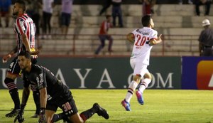 Zaga falha e São Paulo cede empate ao Botafogo em Ribeirão