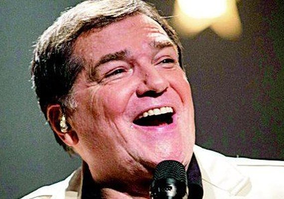 Jerry Adriani recebe alta de hospital, mas ainda não sabe quando volta aos palcos