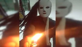 Mulher é presa após torturar homem, gravar agressões e persegui-lo até UPA no DF