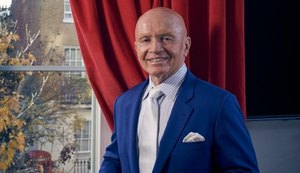 Lula fará bem à economia e aos mercados ao investir nos mais pobres, diz megainvestidor Mark Mobius