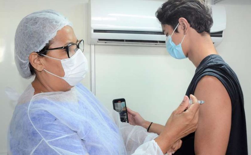 Alagoas já aplicou 4.047.683 doses de vacinas contra a Covid-19