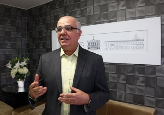 Renan Filho deve finalizar reforma administrativa esta semana