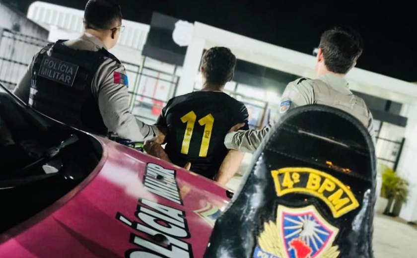 Agressor tenta escapar por beco, mas acaba preso por violência contra a mulher