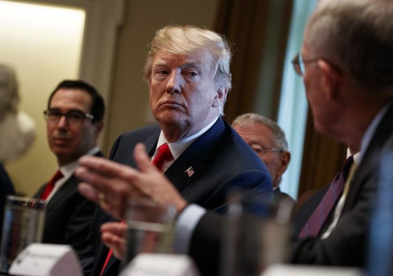 Trump ajudará agricultores dos EUA afetados por disputas comerciais, diz fonte