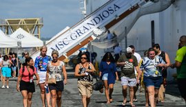 Saúde oferta atendimentos médicos para turistas que chegam pelo Porto de Maceió