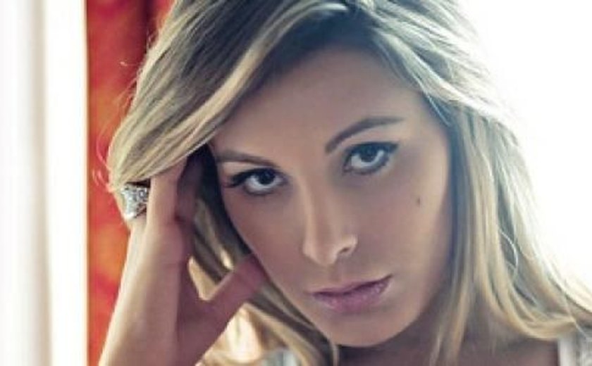 Urach revela que tomava mamadeira aos 25 e condena passado: 'Repugnante'