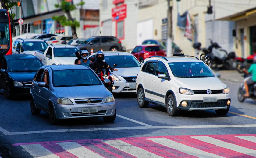 Contribuintes têm até esta sexta-feira para garantir 5% de redução na cota única do IPVA