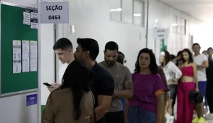 Dados sobre comparecimento de eleitores estão em processamento, informa TSE