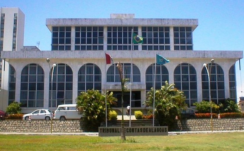 Municípios de Alagoas têm 48 horas para enviar documentos ao TCE