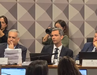 CPMI do INSS rejeita relatório que pedia indiciamento de 'Lulinha' e ex-ministros de Lula e Bolsonaro