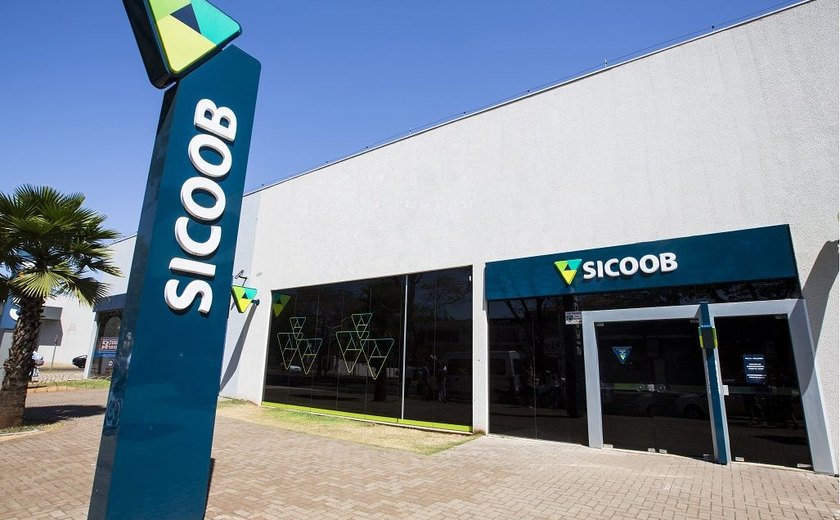 Sicoob cresce 34,4% com foco em crédito sustentável à população brasileira