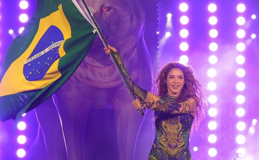 Shakira deixou Rio de Janeiro às pressas após show em Copacabana; entenda