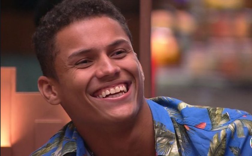 Na estreia do 'BBB19', Danrley revela que é virgem
