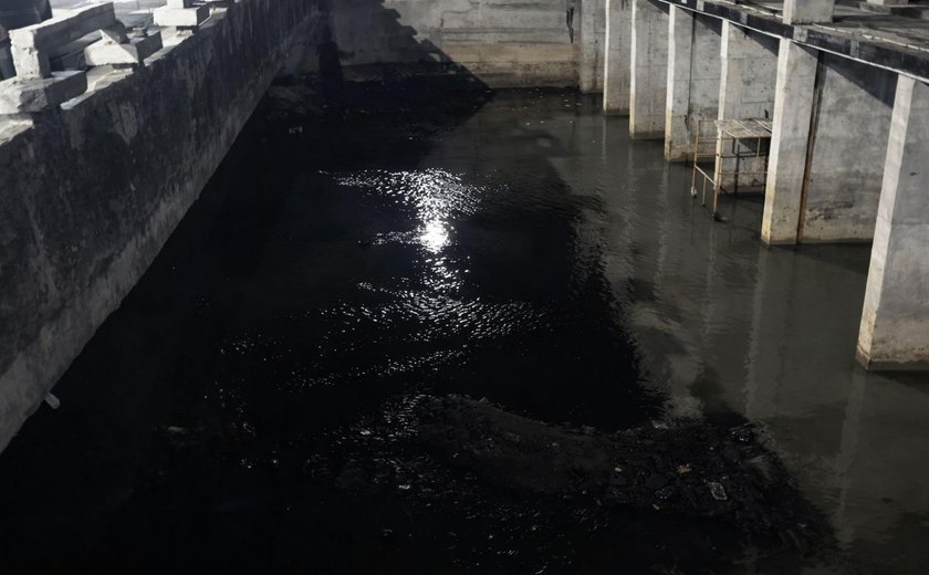 IMA autua BRK Ambiental por lançamento de esgoto no mar em Maceió