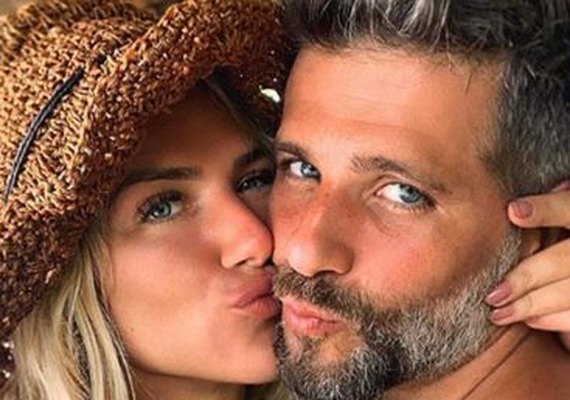 Giovanna Ewbank e Bruno Gagliasso anunciam gravidez