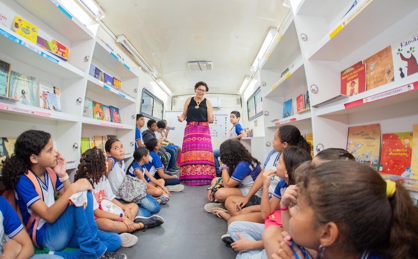 “Praça Literária” encanta alunos da rede de ensino público em Alagoas