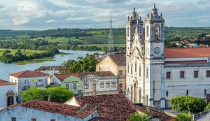 Nova portaria amplia funcionamento do comércio de Penedo