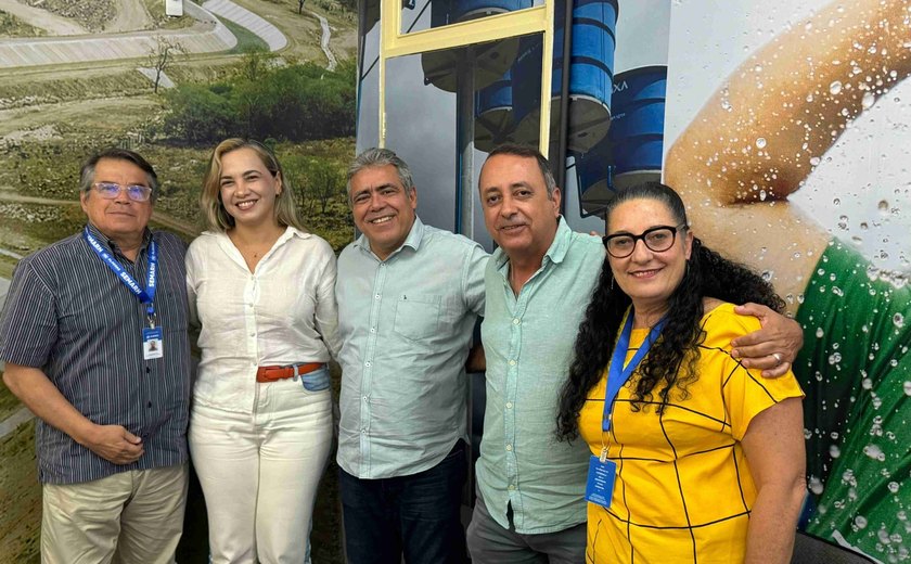 Em reunião com a Semarh, Urbanitários pedem que Canal do Sertão atenda a toda população