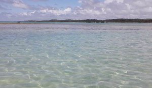 Piscinas naturais não são atingidas e passeio é mantido