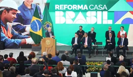 Lula lança programa de reforma de casas e defende ação para invisíveis