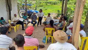Equipe do Iteral visita assentamento modelo em Joaquim Gomes