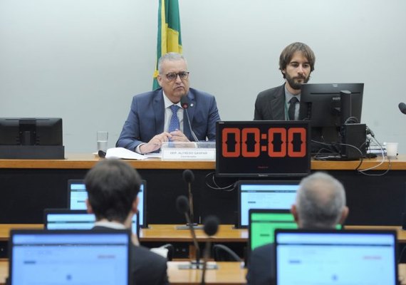 Em audiência pública, deputados acusam Braskem de conduta criminosa na atuação em Maceió