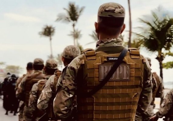 PM cumpre mandado e prende em Maceió foragido acusado de tráfico e homicídios no DF