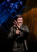 Renato Albani em 'A Ignorância É Uma Dádiva'