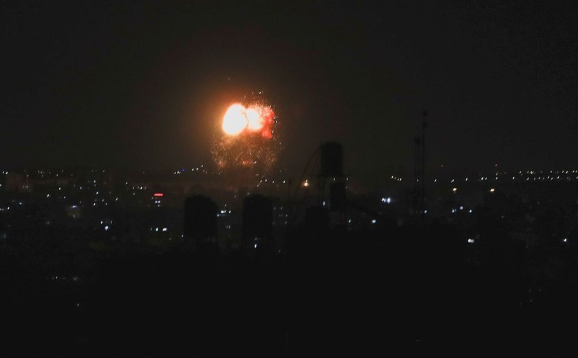 Israel volta a bombardear Gaza após lançamento de balões pelo Hamas