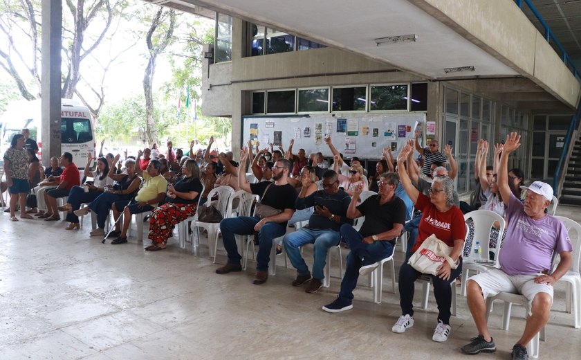 Servidores da Ufal decidem encerrar a paralisação