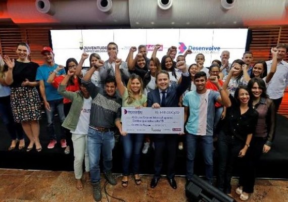 Governador libera crédito para jovens empreendedores alagoanos