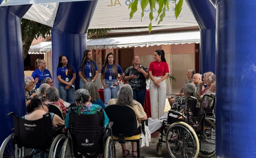 Fecomércio celebra o Dia da Mulher com as idosas da Casa Luiza de Marillac